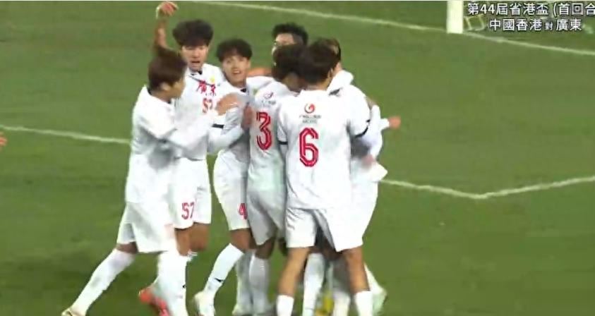 省港杯戏剧8分钟！广东队连追2球，姜至鹏世界波，陈伟染红