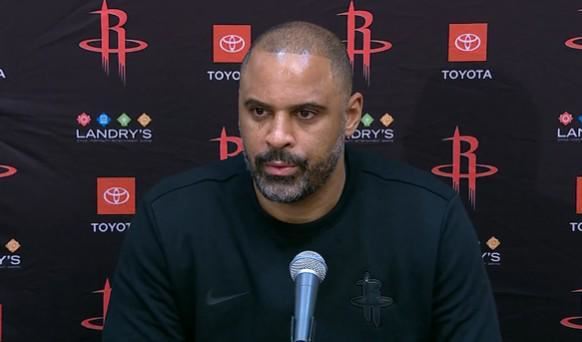 痛批全队，乌度卡：火箭打得太软，这场跟上场输开拓者差不多